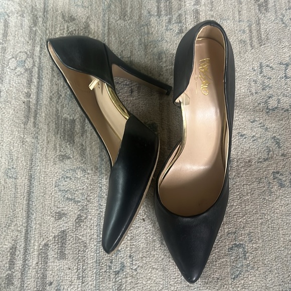 Mossimo black pump heels - Picture 2 of 5
